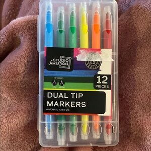 Studio Sensations Dual Tip Markers - 12 Pieces